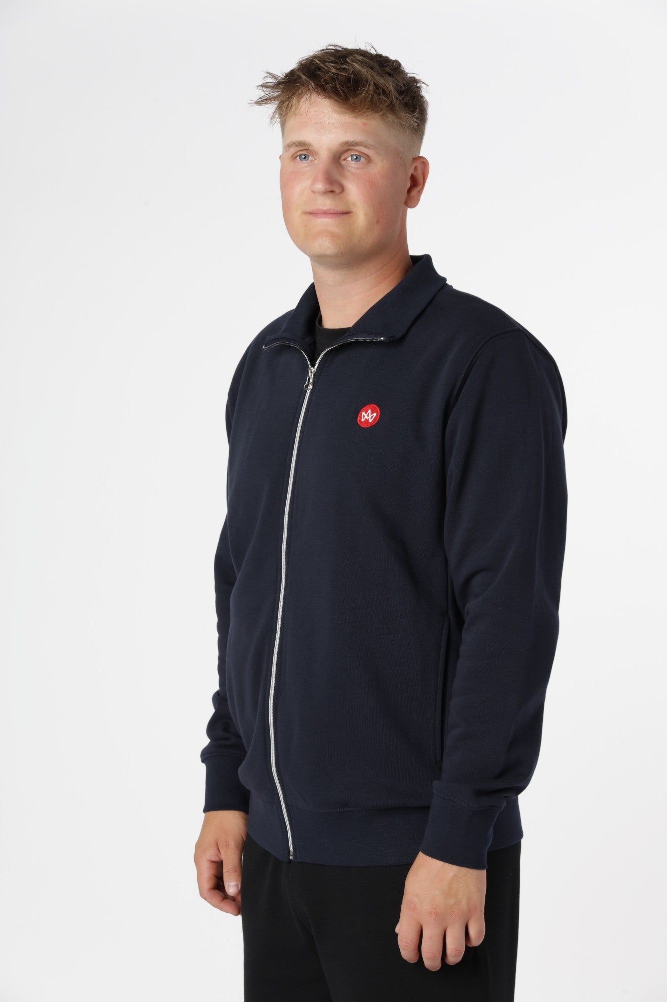 Bæredygtig Kronstadt Zip-up i farven Sky Captain i økologisk bomuld og genanvendt polyester