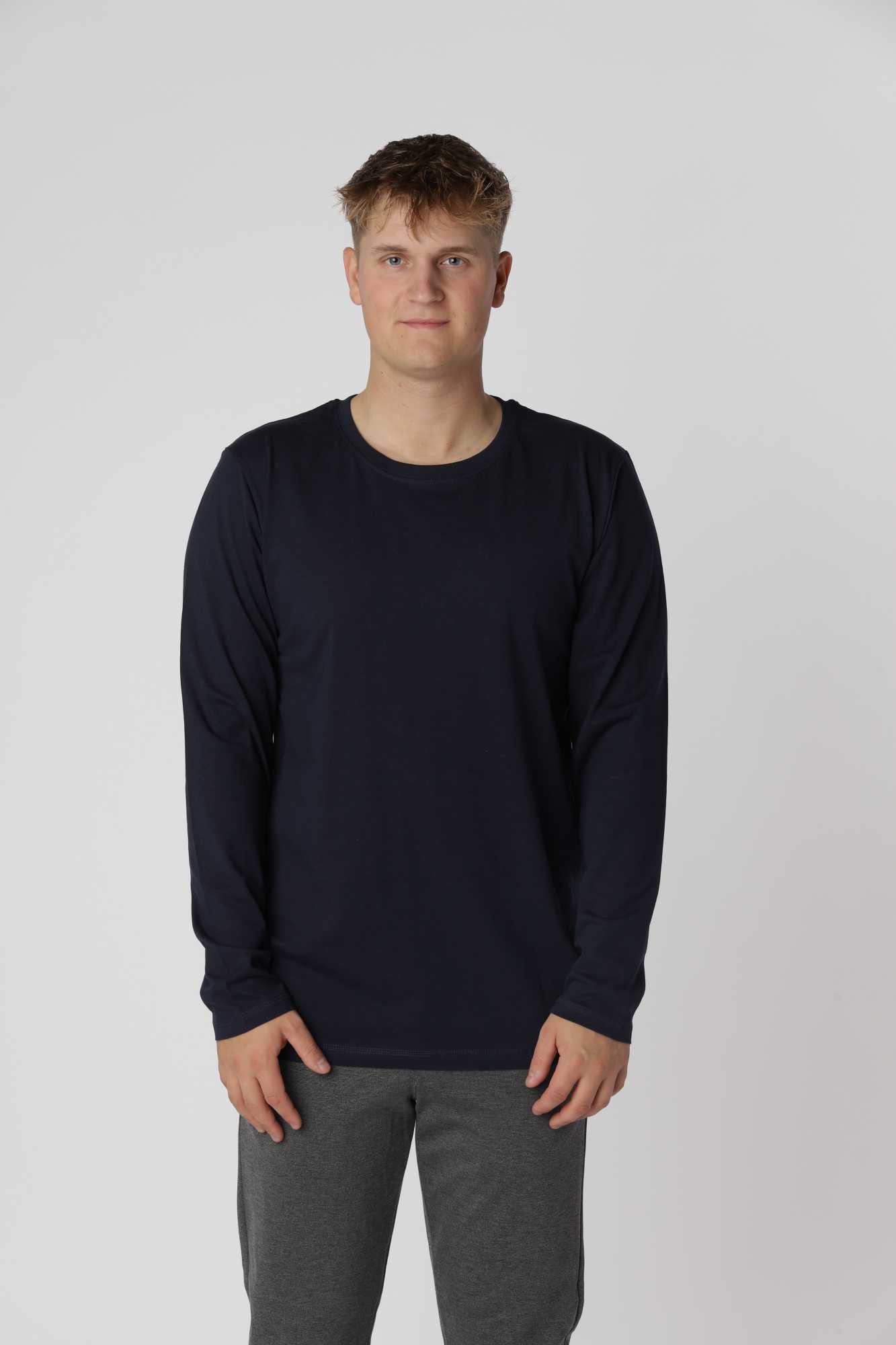 Navy essential langærmet t-shirt i økologisk kæmmet bomuld med blød, glat overflade