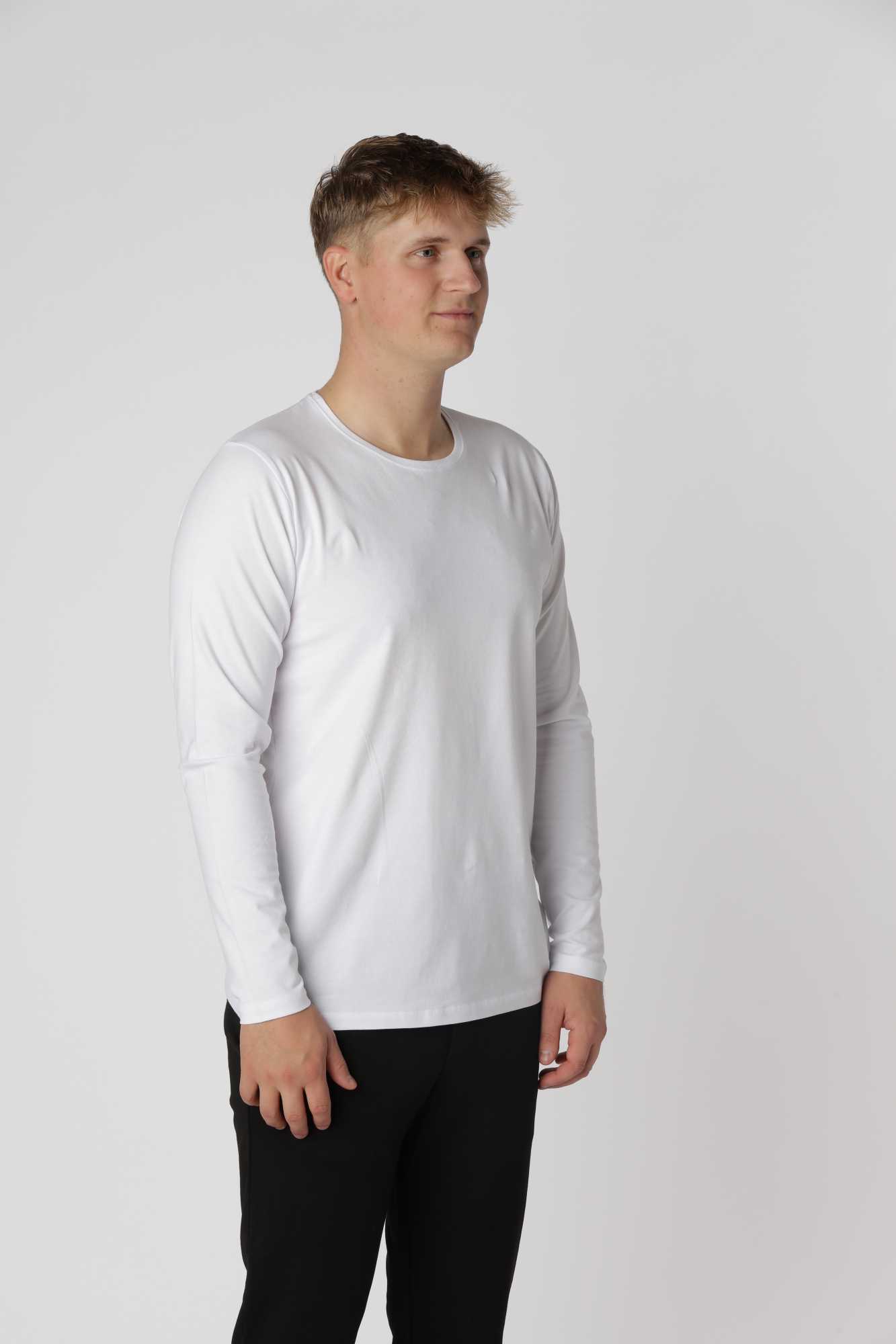 Klassisk Shape langærmet t-shirt i farven hvid, blød og holdbar til lag-på-lag outfits